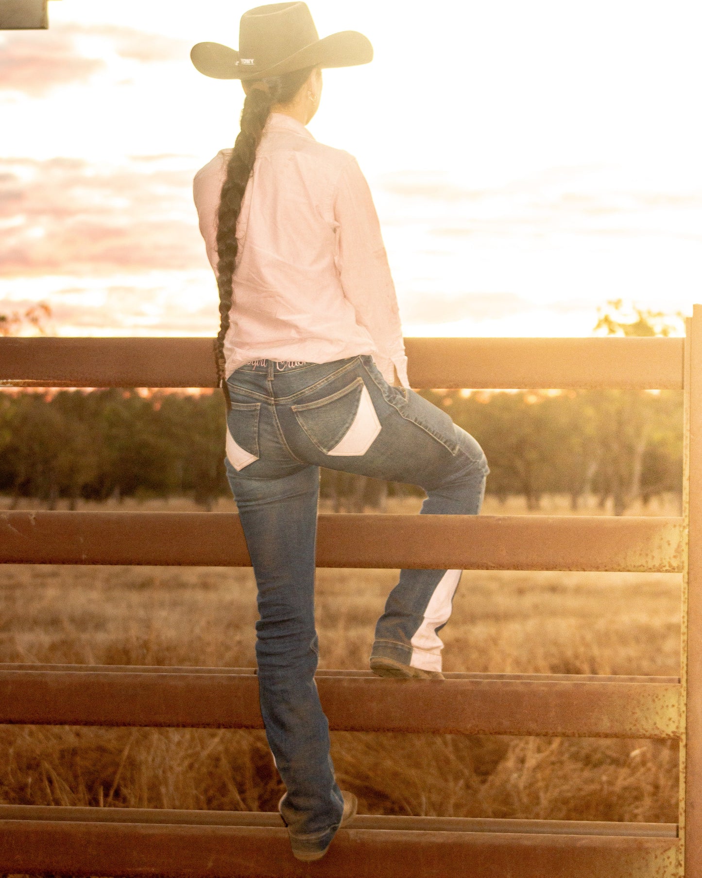 Cowgirl Crush Original Performance Jeans in Pink